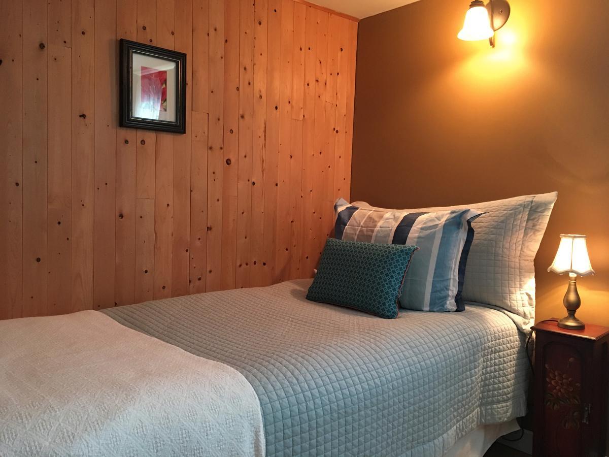 La Chouette Viree Bed and Breakfast Grandes-Bergeronnes Εξωτερικό φωτογραφία