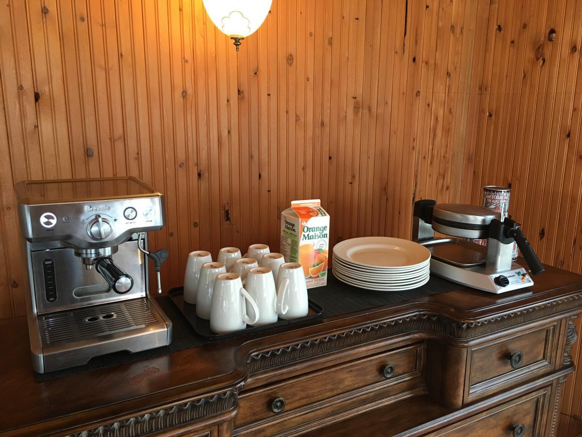 La Chouette Viree Bed and Breakfast Grandes-Bergeronnes Εξωτερικό φωτογραφία